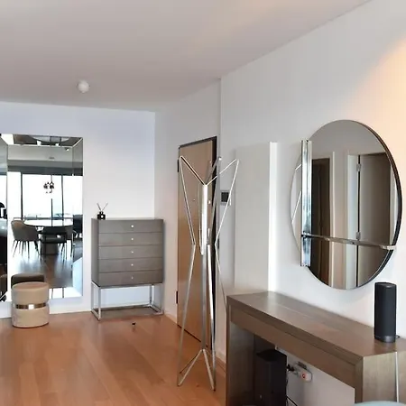 Apartment 3-bedroom With Ocean View And Parking