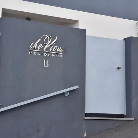 3-bedroom With Ocean View And Parking Apartment