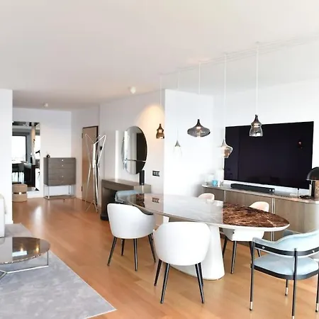 3-bedroom With Ocean View And Parking Apartment *