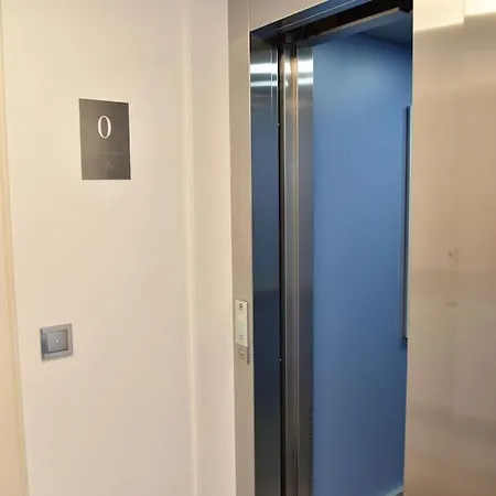 3-bedroom With Ocean View And Parking Apartment