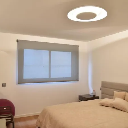 3-bedroom With Ocean View And Parking Apartment