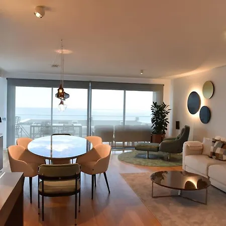 Apartment 3-bedroom With Ocean View And Parking Funchal (Madeira)