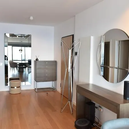 Apartment 3-bedroom With Ocean View And Parking *