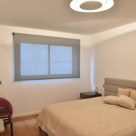 3-bedroom With Ocean View And Parking Funchal (Madeira)