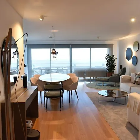 3-bedroom With Ocean View And Parking *